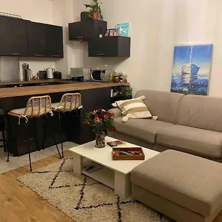 Apartment Un Petit Cocon En Plein Coeur Du 11eme